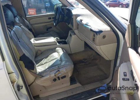 2001 Chevrolet Tahoe Lt from USA, damaged, VIN 1GNEC13T71J155544